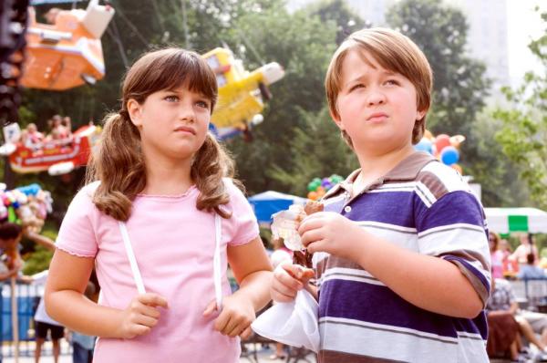 約翰屈伏塔女兒「青春期外貌似大嬸」被笑長歪！　18歲近照曝光「逆襲變空靈系女神」美翻天