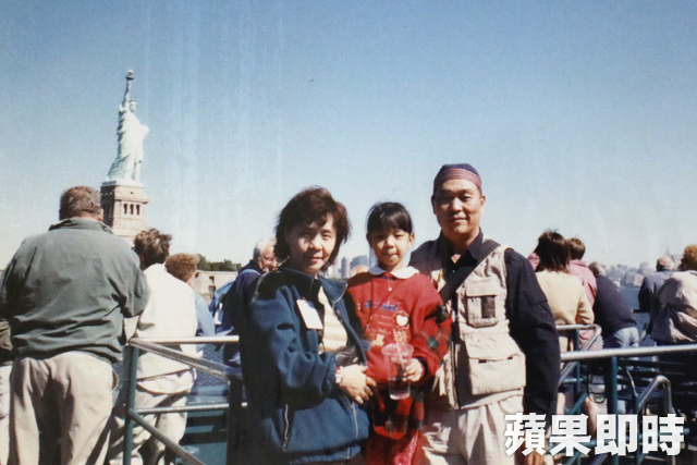 15年我很想妳！妻「救人抗SARS」離開  夫女憶往秒淚崩…哭謝「嚴凱泰相助」