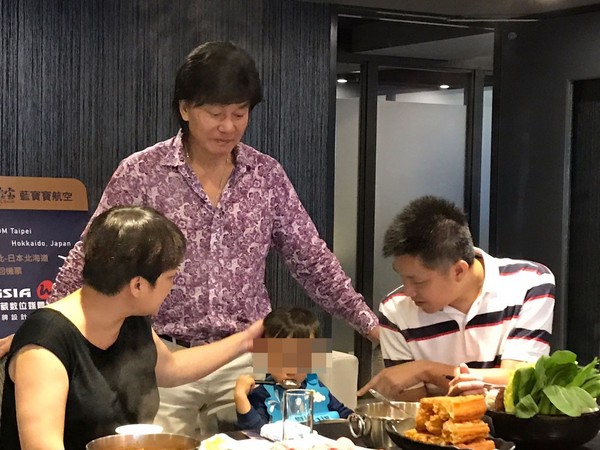 大俠重出江湖開店慘賠4680萬!主動提合作「他卻帶著錢跑了」藍文青灰心道:不再做餐廳