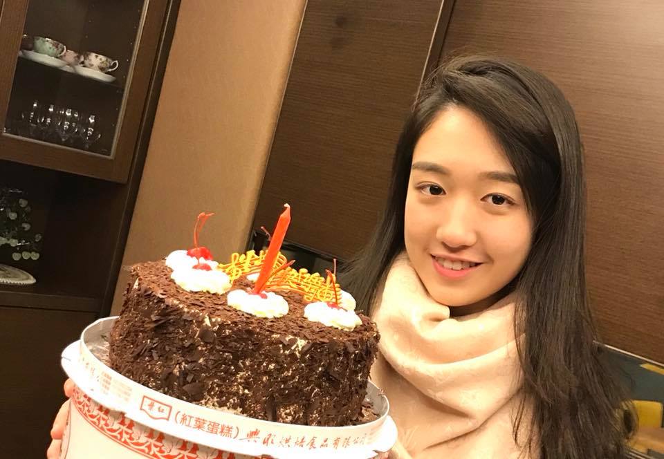 天下父母心！檢場李翊君為愛女「1年不拍戲」 飛美國「月砸18萬租房」：怕她照顧不好自己