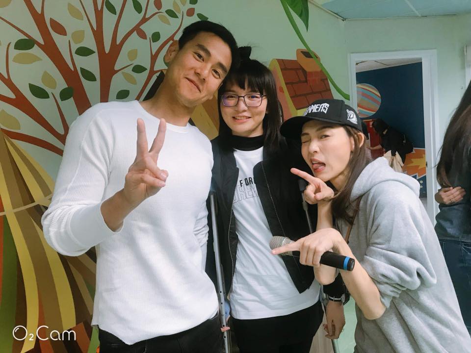 行善度過低潮！彭于晏被病童封為「甜甜圈哥哥」　持續10年「堅守對孩童暖心承諾」粉絲讚：沒愛錯人