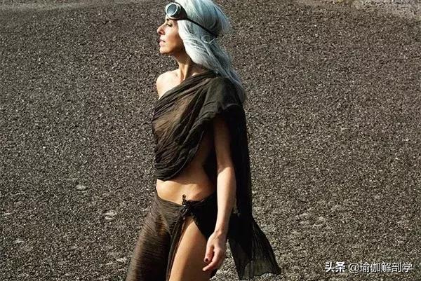 64歲活成少女！產後體重飆破84公斤    她「20年每天堅持一件事」逆襲成最辣阿嬤