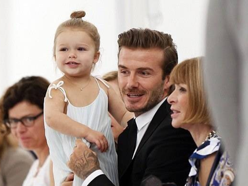 小時候胖不是胖！貝克漢女兒從小被笑「胖得像一顆球」　暴風抽高「變真人版長髮公主」正翻❤