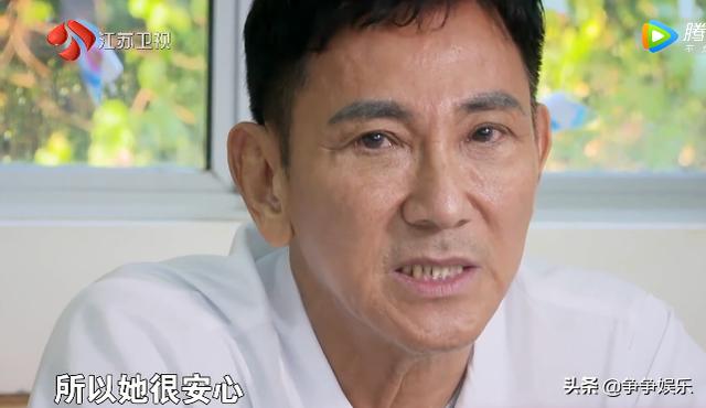 吳尊淚問：「媽走了，怎麼熬過來的？」  72歲爸坦承「靠鎮定劑入睡」逼哭萬人：相信她沒遺憾了...