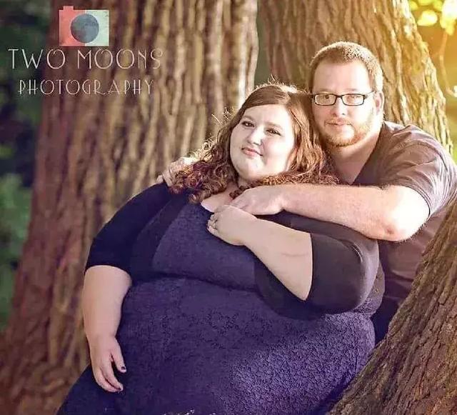 她曾因身材遭前男友嫌「龐然大物」！遇真愛陪同「兩年狂減100公斤」幸福樣貌美翻天