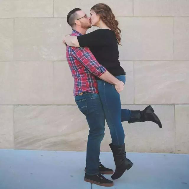 她曾因身材遭前男友嫌「龐然大物」！遇真愛陪同「兩年狂減100公斤」幸福樣貌美翻天