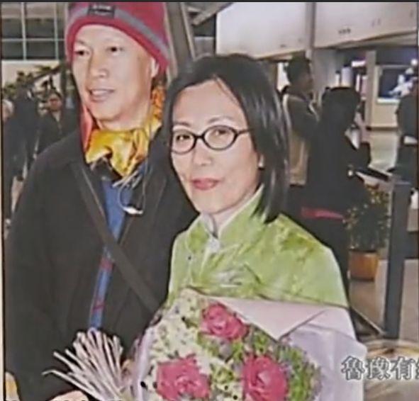 他從粵劇名家變丑角  花21年「等愛人點頭」  撐過2次重病「62歲才結婚」：是妳所以沒關係