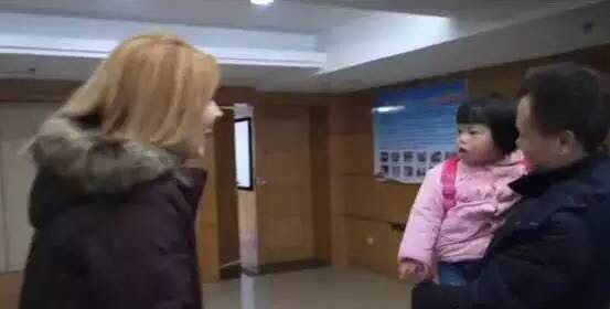 美國夫妻領養5歲唐寶寶！ 一家七口用愛守護  她從「唐氏棄兒→美國小網紅」母淚喊：別輕易放棄