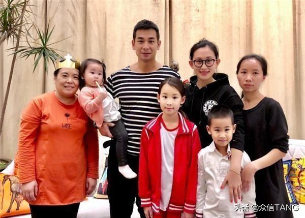好有愛！趙文卓家對保姆「情同親人」 11年來不忘替她慶生 甜喊「趙家大管家」：是妳我很放心