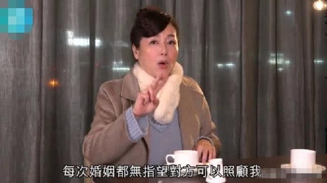 恬妞與前夫萬梓良離婚20年後再相見，恬妞感嘆：這或許就是緣分吧！