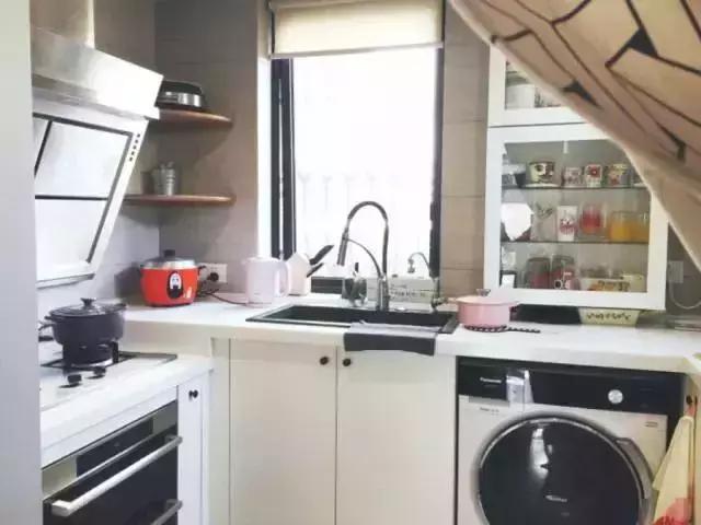 沒人看好的「陳年老房破院」！她只「用了一招」一家3口住成陽光別墅