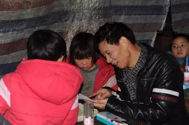 只要你有困難就能免費吃！跨越國界闖入戰火「5年送出 6 萬碗麵」他的離去讓大家哭了