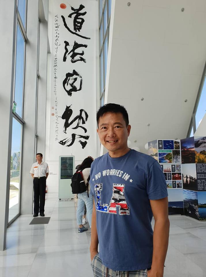 犒賞逾20年辛勞！名主播爽坐郵輪「環遊世界11圈」退休玩到飽　「一睜眼在另一國家」近況人人稱羨