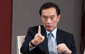 母子相隔10年團聚！吳舜文、嚴凱泰「先後長眠金寶山」 養母早買好雙穴願與夫合葬：全家都在一起了