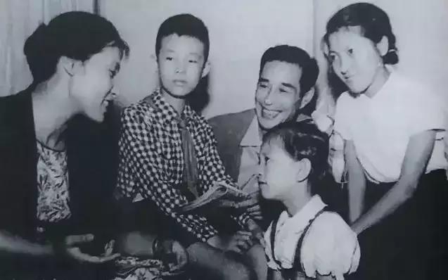 女星「中年失夫老年失子」！成功「戰勝病魔」成最長壽的生命鬥士：93歲活出美麗人生