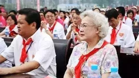 女星「中年失夫老年失子」！成功「戰勝病魔」成最長壽的生命鬥士：93歲活出美麗人生