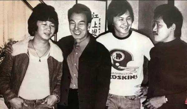 身家35億！80歲吳耀漢「曾拍一部戲買一棟別墅」　兒子與女友成婚「卻被女方家嫌窮」網全傻眼