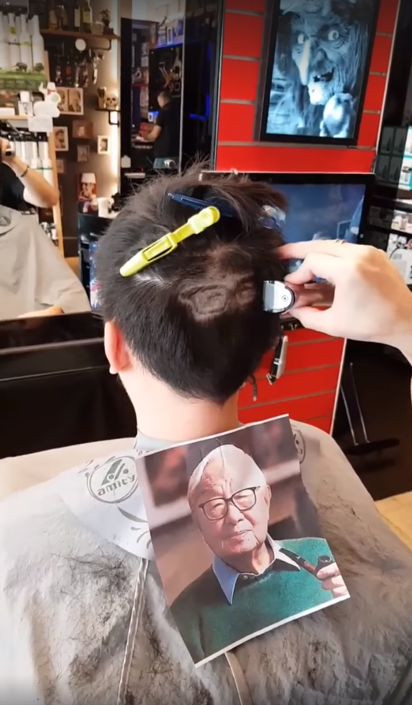 尾牙拚了!台積電員工「把張忠謀剃在後腦杓」 一轉到側面「最官腔驚喜」網笑:這年終不得了