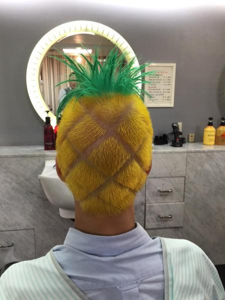 尾牙拚了!台積電員工「把張忠謀剃在後腦杓」 一轉到側面「最官腔驚喜」網笑:這年終不得了