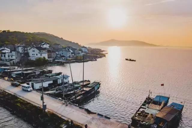 留住舊時光！傾家蕩產只為買「300年破舊古宅」　驚奇「翻修成古樸客棧」爆紅客人住下來不想走