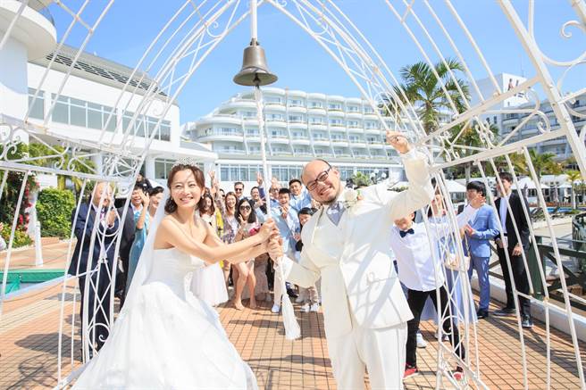 原不被看好…趙小僑劉亮佐相愛8年依舊甜蜜！ 不甩「後母魔咒」發誓「不再讓繼子受傷」