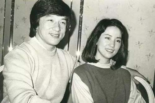 成龍再出驚人言論,坦言對婚姻有陰影!和「妻子已沒有愛情」,結婚第一天就想結束!