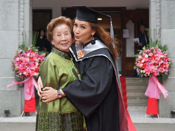 陳亞蘭對父親遺憾「沒說過我愛你」！ 8旬母健康「兒女最大福報」　從不催婚「擔憂放心裡」盼她自由飛