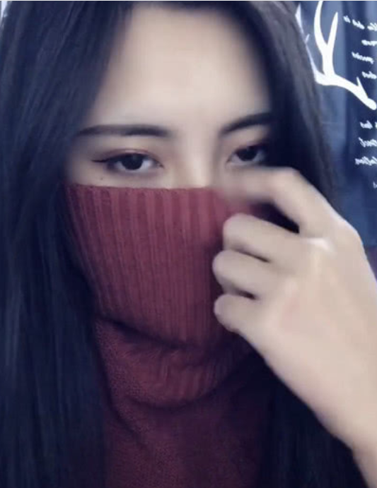 口罩小姐姐意外走紅！前一秒驚艷動人，後一秒讓人懷疑人生！