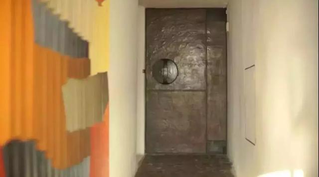 結婚70年從不吵架！40歲傾家蕩產「徒手打造絕美海景房」  90歲仍手牽手去上班
