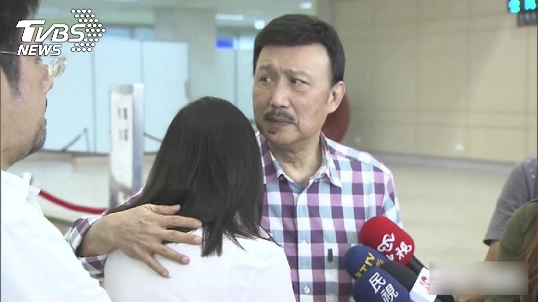 李亞萍退3600紅包「澎恰恰開嗆」：嫌少對不起　她委屈揭內幕「一天到晚胡說八道」不想辦婚宴了
