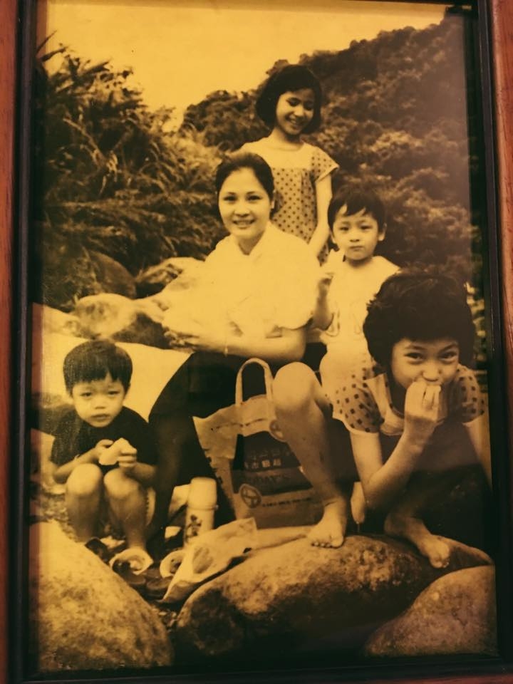 方季惟隱退20年「陪年邁父母走過生命盡頭」！ 25歲手術瞞父母「看報紙才知女兒生病」今已學會放下