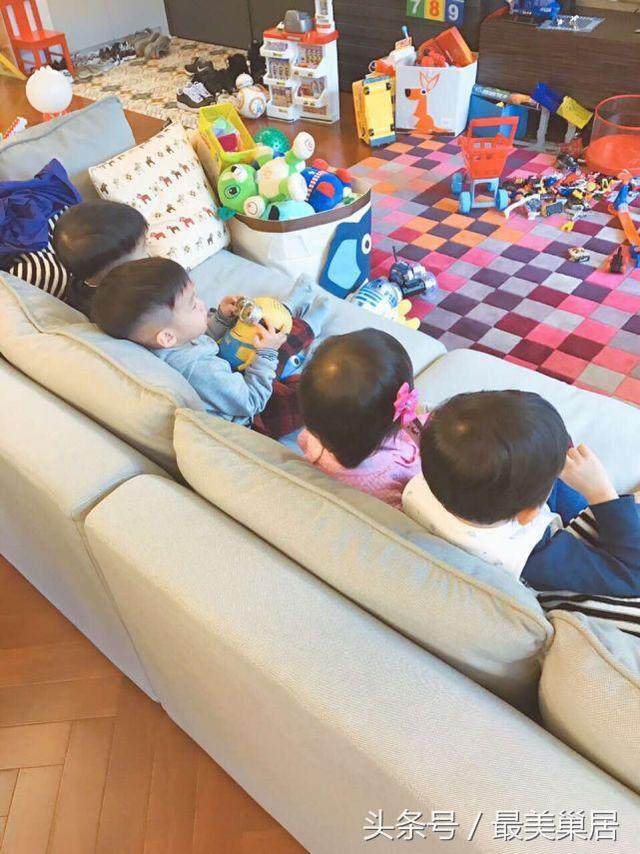 被正妹圍繞！黑人合照「6空姐」網驚左一有亮點　家中「180坪豪宅」砸錢大改造根本小孩天堂