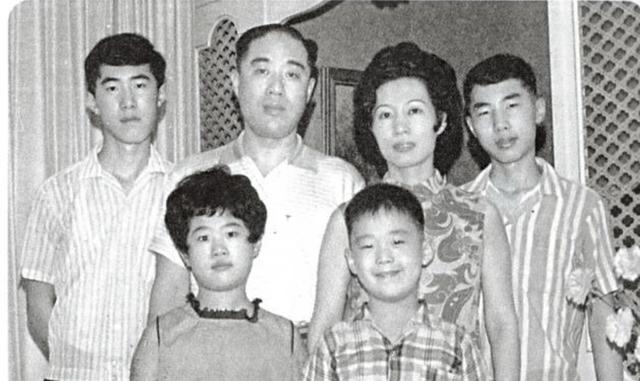 香港千億富豪遺囑曝光！每月「固定捐慈善」 特別指名「分司機千萬財產」 網讚：最有良雇主