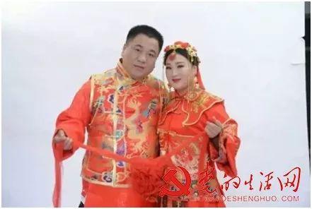 這對夫妻只有一雙手！ 「背後人生故事」惹哭網友  用愛打動雙方父母：有妳我就完整了