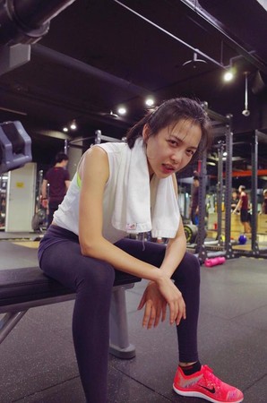 何蓓蓓肉肉臉「遭虧瑕疵品」！拍《金家》下定決心「一年瘦8公斤」只靠五招