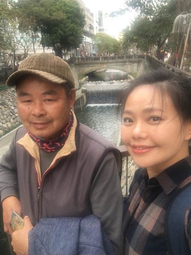 林嘉俐至親只剩聽障爸！ 今48歲坦言「已不渴望愛情」 爸爸「會擔心女兒沒嫁？」他神回一句話