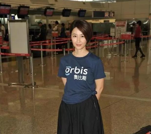 張家輝夫妻「孟母三遷」為女兒買5億豪宅  私下母女逛街「打扮超樸素」：只捨得為孩子花錢