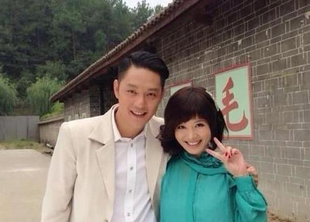 24歲跟了窮小子「苦熬12年」被婚變！42歲成單親媽媽坦言：若是當初沒把前夫帶紅就好了