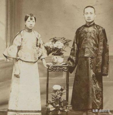 清朝罕見的「夫妻合照」，清晰自然，最後一張妻子比婉容還美，傾國傾城！