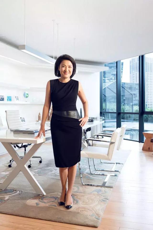 身家逾200億的54歲富婆！「每周跑步4次」從未停下腳步：因為自律所以富有