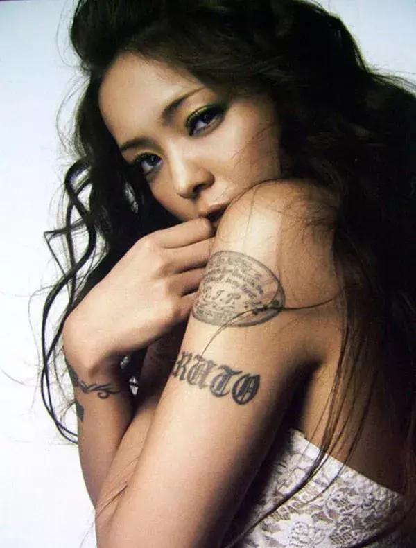 14歲出道19歲火上巔峰！41歲「日本天后」宣布引退，抹除痕迹做回普通人，粉絲不捨：25年傳奇難以被超越