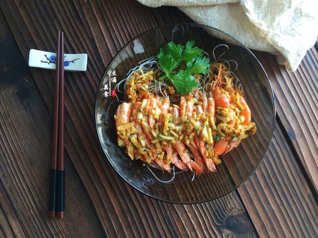 年菜必備！大廚教你做「蒜蓉粉絲大蝦」　「製作簡單」湯汁不浪費引人食指大動