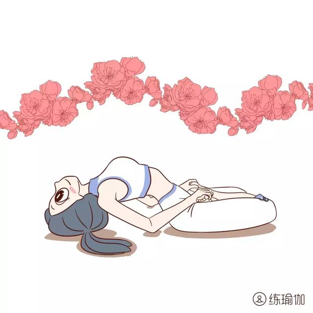 「5個瑜伽體式」堅持練「60歲皮膚還是很年輕」身體也苗條