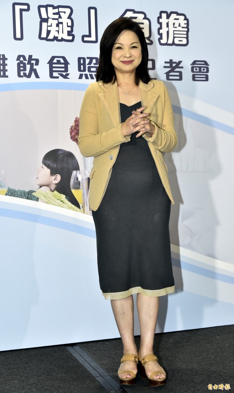 楊貴媚淚憶「中風母吞嚥困難暴瘦」求導演刪戲回台　親自照顧6年不喊累：希望一覺起來媽媽就好