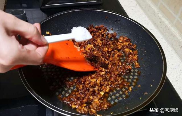 茄子這樣吃才叫爽！一次吃一鍋「超級下飯菜」　色香味俱全營養價值又高