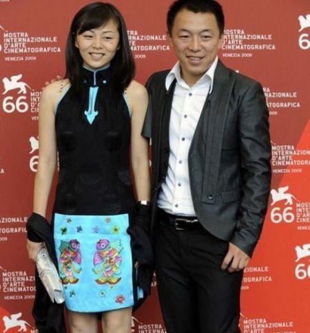 被影帝疼寵24年！初戀相識同甘共苦  如今「想要什麼老公都說好」：有她才有現在的我