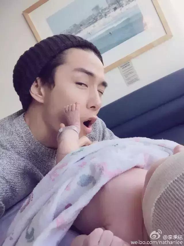 戚薇女兒4歲生日照曝光！李承鉉卻說「我家裡還有個女兒」 在婚姻中「擔任四個角色」羨煞旁人