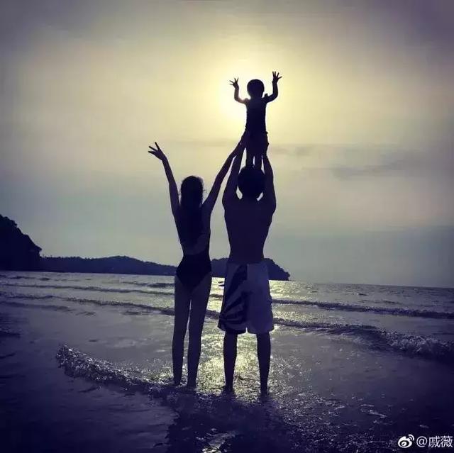 戚薇女兒4歲生日照曝光！李承鉉卻說「我家裡還有個女兒」 在婚姻中「擔任四個角色」羨煞旁人