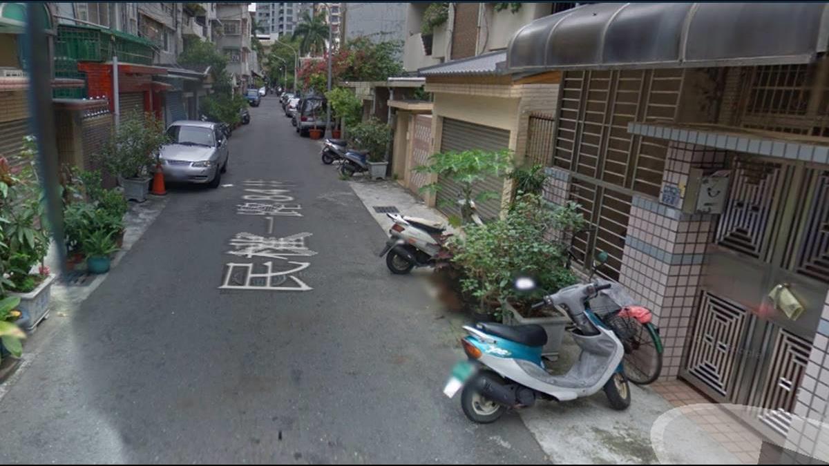 機車停家門口被嗆:「再來停就找警察」 她超不爽「霸氣神逆襲」對方不敢再吭聲