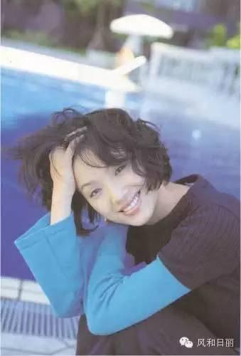 男神收割機！女星不眷戀明星光環「節儉打包剩飯」　「唯一認愛12年的他」嫁作樸素婦人